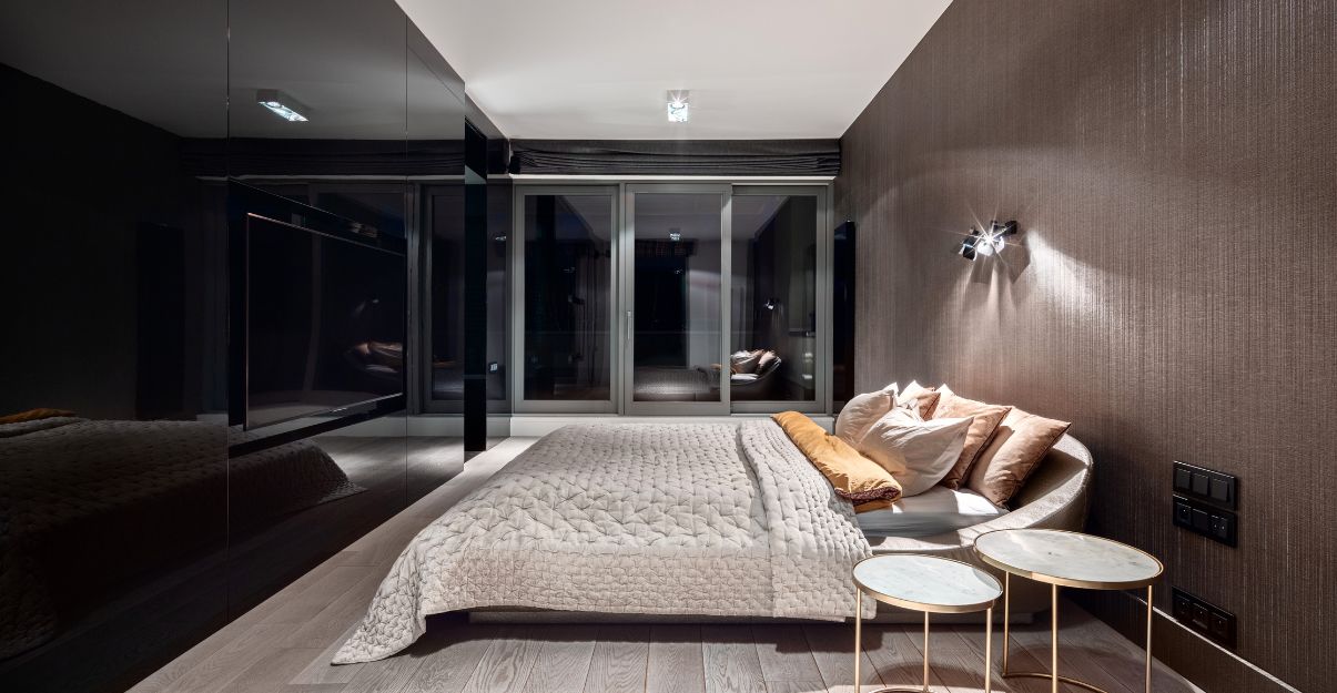 Comment optimiser l'espace d'une chambre tout en longueur ? | La Maison